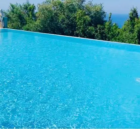 Ξενοδοχείο με διαμερίσματα Park &