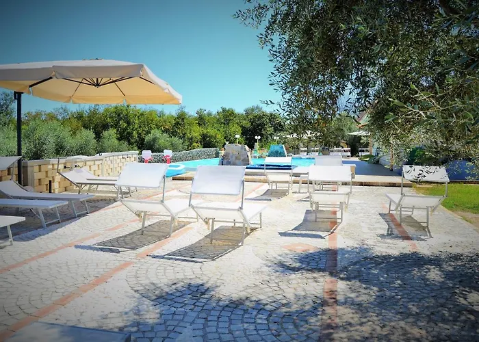 מלון דירות Park & 4*