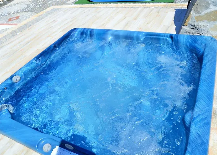 מלון דירות Park & 4*