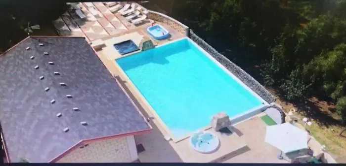 מלון דירות Park &