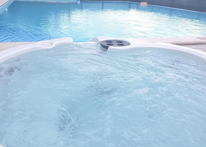 מלון דירות Park &