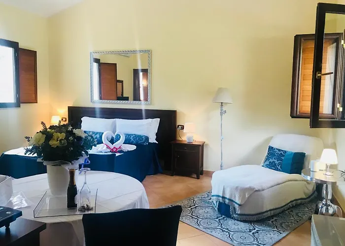 Park & 4* באניירה קלאברה