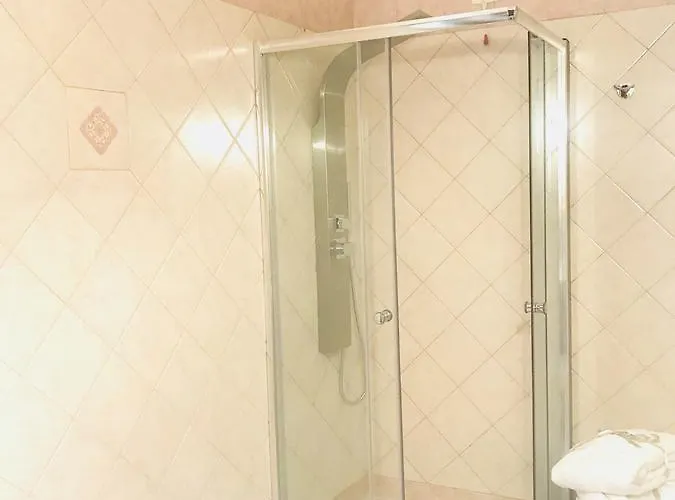 מלון דירות Park &