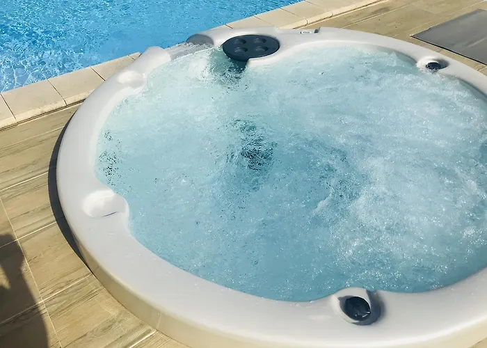 Park & באניירה קלאברה